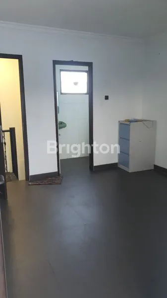 image RUKO SIAP HUNI LT/LB 139M² DI KELAPA DUA (4)