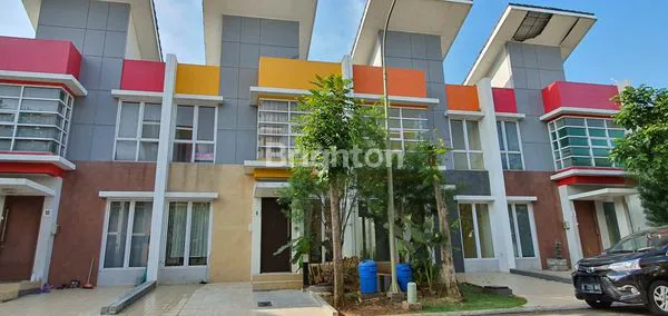 image DI JUAL CEPAT RUMAH 2 LANTAI MINIMALIS DI MILANO VILLAGE PARAMOUNT SERPONG TANGERANG BANTEN (1)