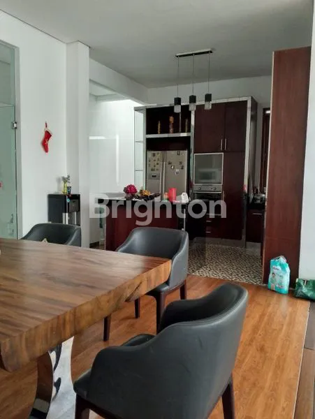 image DIJUAL CEPAT RUMAH MEWAH 2\NLANTAI YANG LOKASINYA DI DAERAH SUKAHAJI SAYAP SOETAMI, KOTA BANDUNG (4)