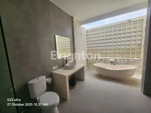 image VILLA BARU DI BANGUN DI PERERENAN (3)