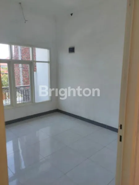 image RUKO 2 LANTAI LT 100M² DI WONOREJO SELATAN (6)