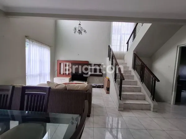 image DIJUAL / DISEWAKAN RUMAH BOULEVARD DI KOTA WISATA CIBUBUR (4)