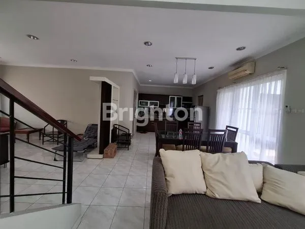 image DIJUAL / DISEWAKAN RUMAH BOULEVARD DI KOTA WISATA CIBUBUR (2)