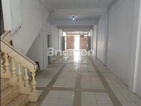 image RUKO 2 1/2 LANTAI DI PINGGIR JALAN, DI BANTAN TIMUR, MEDAN TEMBUNG (4)