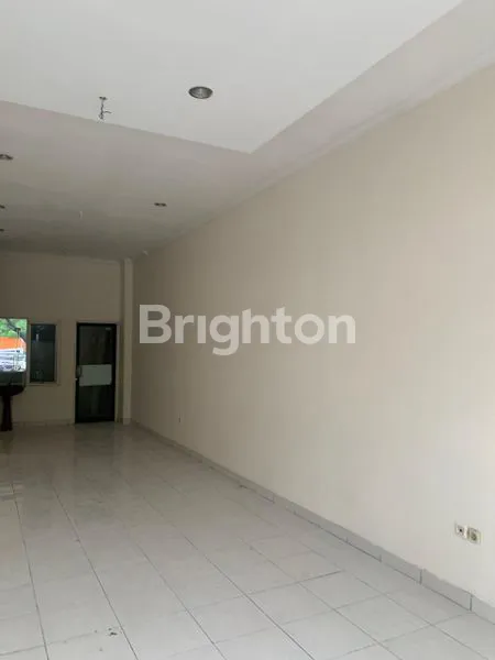 image DIJUAL RUKO 3 LANTAI POSISI STRATEGIS COCOK UNTUK USAHA DI CENTRAL GADING SERPONG (3)