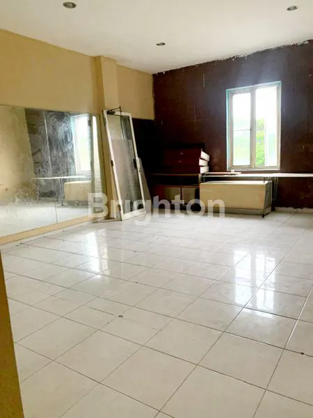 image DIJUAL RUKO 3 LANTAI POSISI STRATEGIS COCOK UNTUK USAHA DI CENTRAL GADING SERPONG (6)