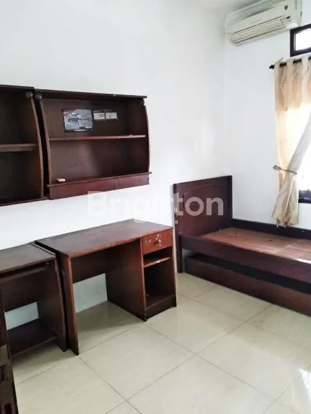 image PURI ANJASMORO DIJUAL RUMAH 2 LANTAI SIAP HUNI DEKAT TENGAH KOTA SEMARANG BARAT (4)