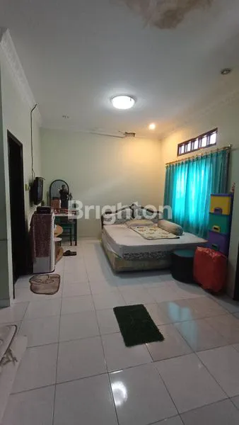 image RUMAH SIAP HUNI TAMAN RATU JAKARTA BARAT (6)