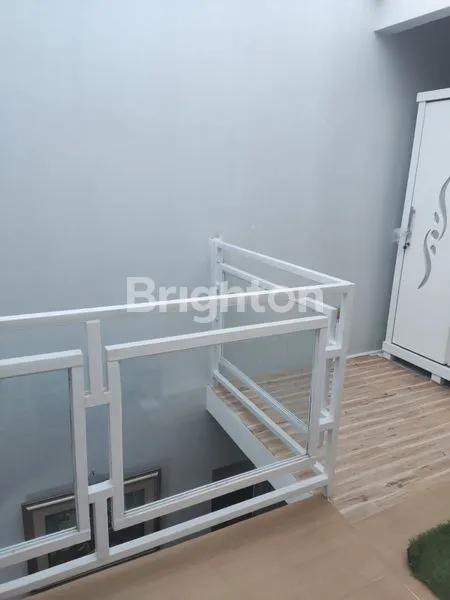 image RUMAH CANTIK 2 LANTAI DI CENDANA PEAK KARAWACI (8)