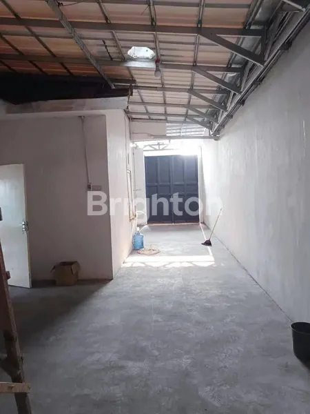 image  RUMAH TYPE HOOK DAN ADA TEMPAT USAHA DI PERUM SURYA ASRI SIDOARJO (5)