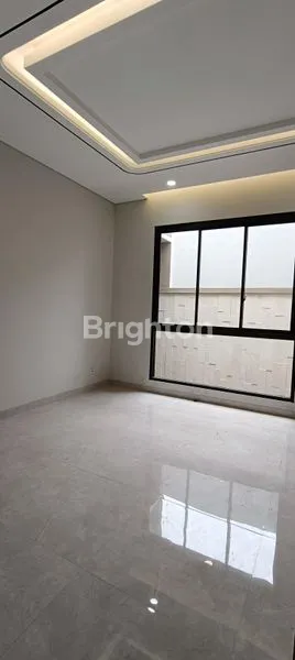 image RUMAH MEWAH BOULEVARD ARAYA THP 2 (6)