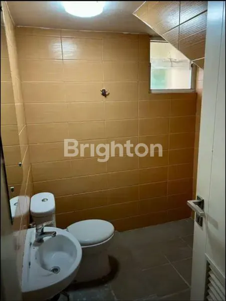 image DISEWAKAN RUMAH DI SUMMARECON BEKASI CLUSTER LOTUS (5)