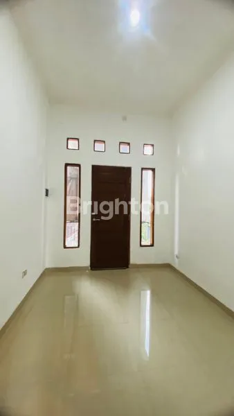 image SEWAKAN RUMAH 2 LANTAI JLN.PADANG MEKAR PADANG SAMBIAN  (6)