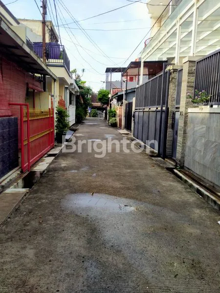 image JUAL RUMAH  1 ½ LT PONDOK GADING UTAMA KELAPA GADING (2)