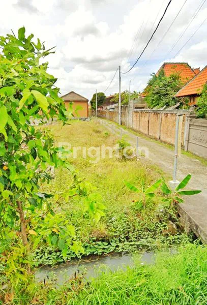 TANAH STRATEGIS DI JL. BABADAN, PERERENAN - LOKASI PREMIUM DEKAT PANTAI & AREA VILLA EKSKLUSIF