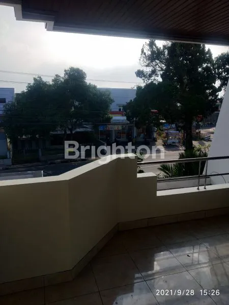 image RUMAH 2 LANTAI ISTIMEWA DI SALATIGA (8)