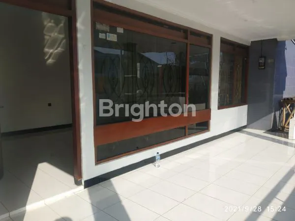 image RUMAH 2 LANTAI ISTIMEWA DI SALATIGA (2)