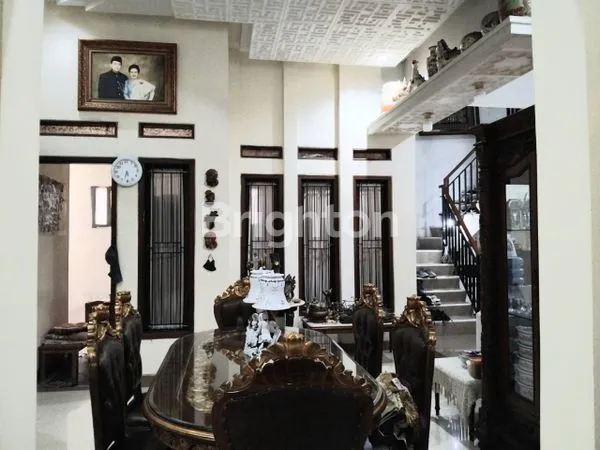 image RUMAH MEWAH LUAS 225M² DI PANORAMA ALAM CILANGKAP – SIAP HUNI, 3 KAMAR TIDUR,SHM (4)