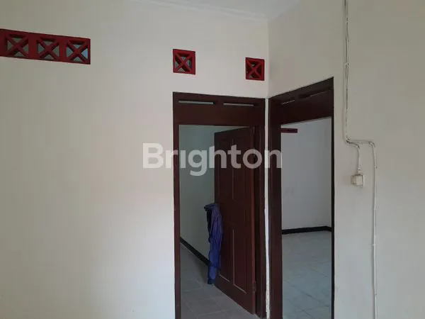 image RUMAH DI LANGENHARJO SOLO BARU (3)