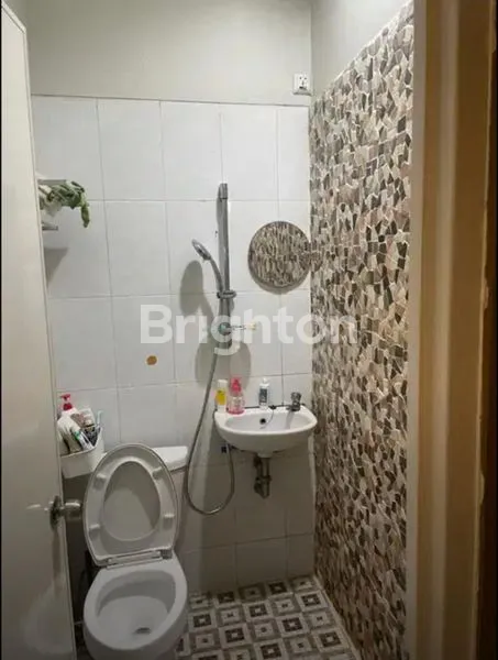 image RUMAH CANTIK 2 LANTAI DI REGENSI MELATI MAS – SIAP HUNI! (6)