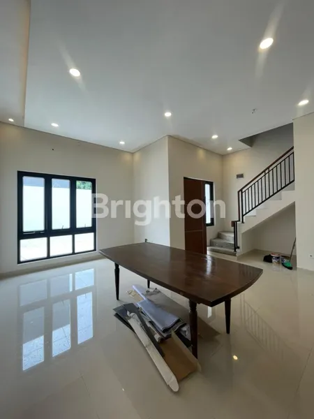 image RUMAH BARU READY STOCK STRATEGIS DEKAT RAGUNAN ZOO JAGAKARSA JAKARTA SELATAN  (2)