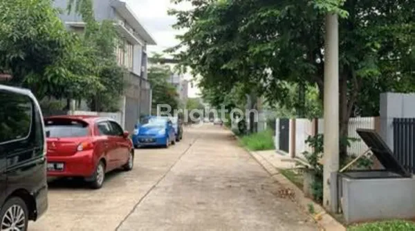 image SIAP HUNI! RUMAH FULL FURNISHED MEWAH DI BUKIT GOLF RIVERSIDE TINGGAL BAWA KOPER! (3)