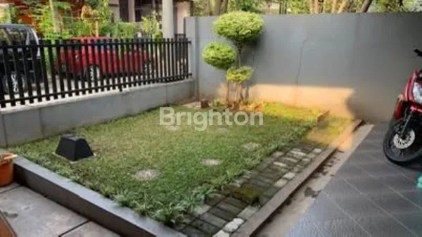 image SIAP HUNI! RUMAH FULL FURNISHED MEWAH DI BUKIT GOLF RIVERSIDE TINGGAL BAWA KOPER! (8)