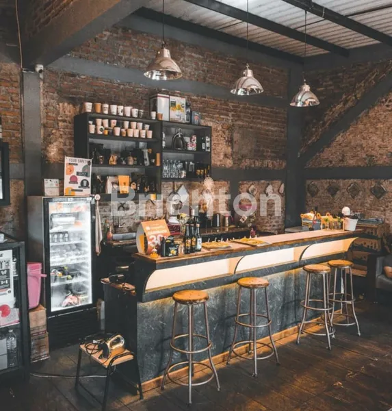 image RUKO 3 LANTAI STRATEGIS NOL JALAN RAYA KAPASARI DI JANTUNG KOTA SBY DEKAT TAMBAKSARI KAPASAN ITC PS ATOM KAPAS KRAMPUNG KENJERAN SURAMADU MERR (4)