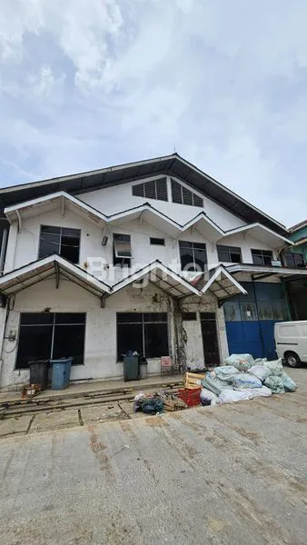 image GUDANG STRATEGIS DI TENGAH KOTA BALIKPAPAN STOK TERBATAS (1)