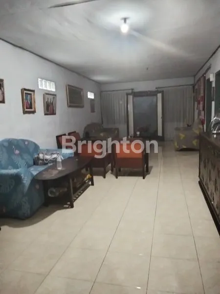 image RUMAH NYAMAN DI TENGAH KOTA (5)