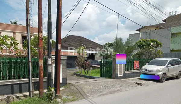 image RUMAH JL.SEI PADANG (1)