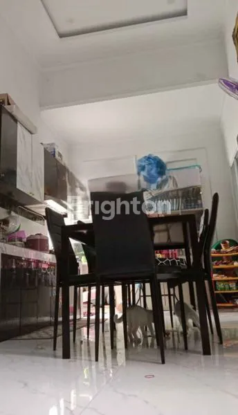 image DIJUAL RUMAH BESERTA ISI - MARPOYAN DAMAI, PEKANBARU (3)