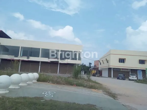 RUKO 2 UNIT SIAP HUNI .RAME& STRATEGIS DI NONGSA