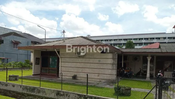 image RUMAH JL.DR.PICAULY STRATEGIS DAN MURAH (3)