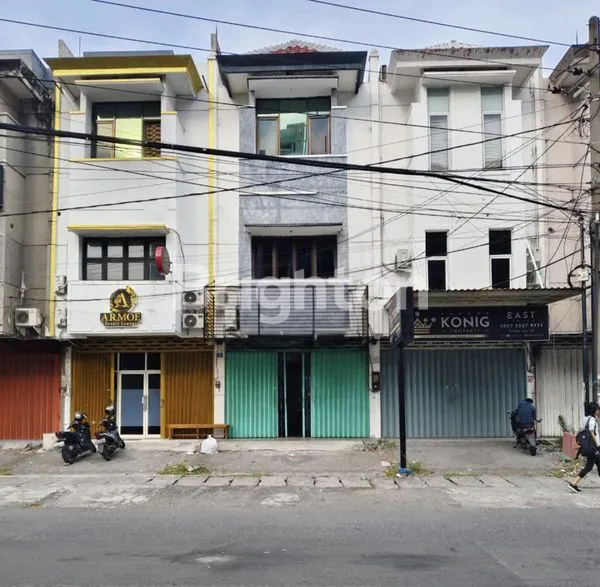 image RUKO STRATEGIS DI SURABAYA, 65M², 3.5 LANTAI (1)