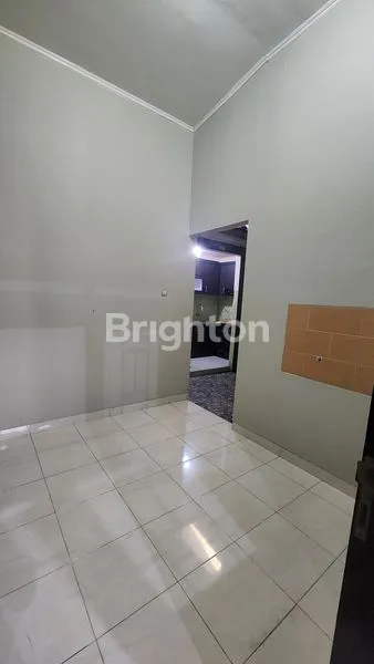 image RUMAH SEMI FURNISHED DI SENTUL, 5 MENIT KE TOL SENTUL/JAGORAWI (5)