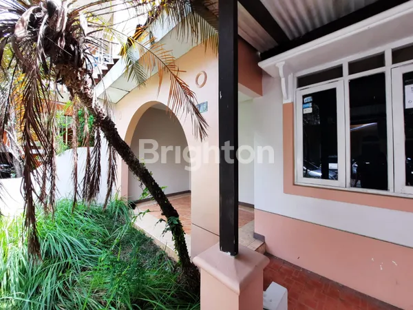 image RUMAH DI CLUSTER PREMIUM DAN ELIT SEMARANG TIMUR ADA GYM KOLAM RENANG (1)