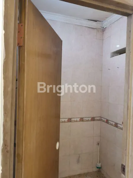 image RUMAH USAHA STRATEGIS LT 80M² DI KALIBARU (4)