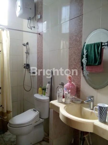 image RUMAH MEWAH HOOK 8 KT DI MUTIARA CITRA GRAHA (8)