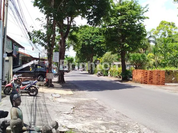 image DISEWAKAN GUDANG SIAP PAKAI DI JALAN UTAMA KEROBOKAN KUTA UTARA BADUNG BALI (3)