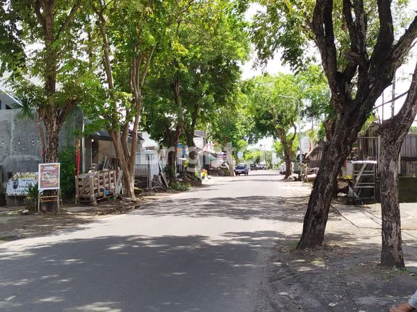 image DISEWAKAN GUDANG SIAP PAKAI DI JALAN UTAMA KEROBOKAN KUTA UTARA BADUNG BALI (2)