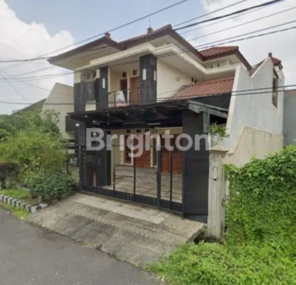 image RUMAH 2 LANTAI RUNGKUT ASRI DEKAT YAKAYA MERR GUNUNGANYAR TOL TAMBAK SUMUR POCAND SIER JEMURSARI KUTISARI (2)