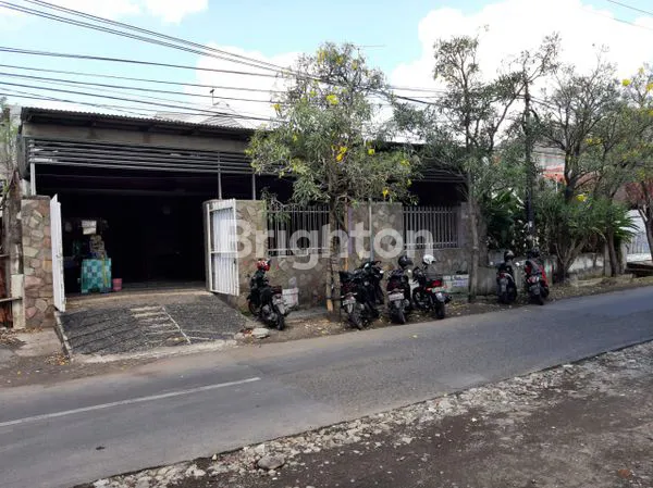 image RUMAH TINGGAL DAN USAHA DI NGAGEL JAYA UTARA SURABAYA (3)