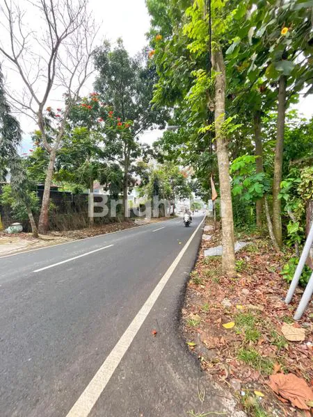 image RUMAH PLUS TANAH NOL JALAN RAYA DEKAT  ECO GREEN PARK KOTA BATU (4)