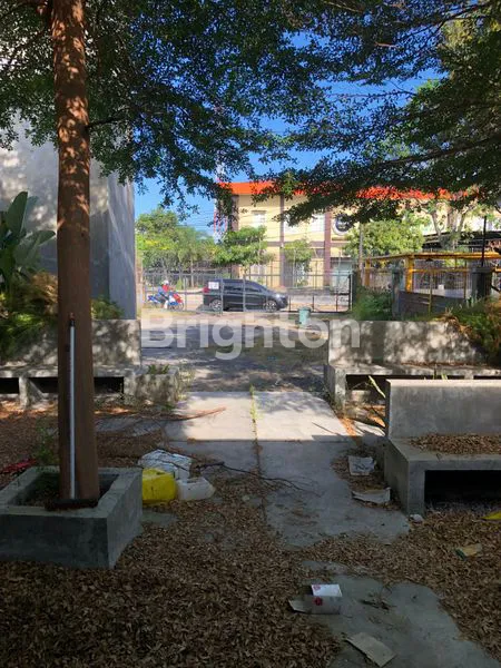 image LAHAN LUAS 285M² DI KETINTANG, COCOK UNTUK USAHA (2)