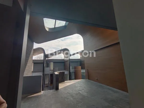 image KEMANG UTARA TOWNHOUSE BEBAS BANJIR (6)