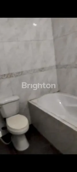 image MILIKI  SEGERA RUMAH FULL FURNISHED 2KT  3AC LINGKUNGAN ASRI NYAMAN   LOKASI DI PERUM TAMANSARI MAJAPAHIT PEDURUNGAN SEMARANG  (8)