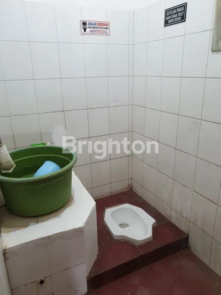 image DISEWAKAN RUKO 2 LANTAI  STRATEGIS TENGAH KOTA KEDIRI (4)