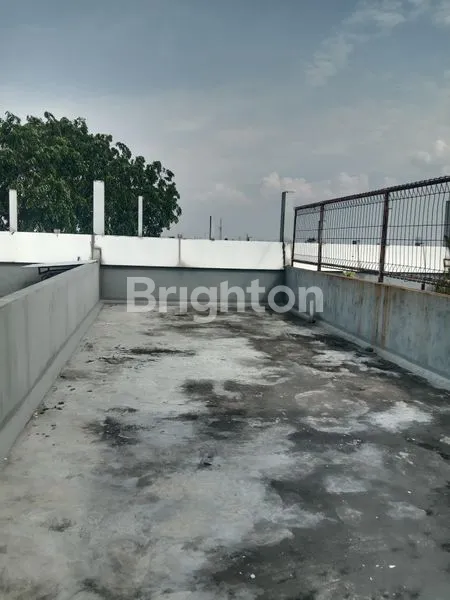 image RUKO 3.5 LANTAI GANDENG 2 LUAS BANGUNAN 380M² MENCONG CILEDUG DEKAT PINTU TOL CILEDUG DAN JOGLO LETAK STRATEGIS SANGAT RAMAI (6)