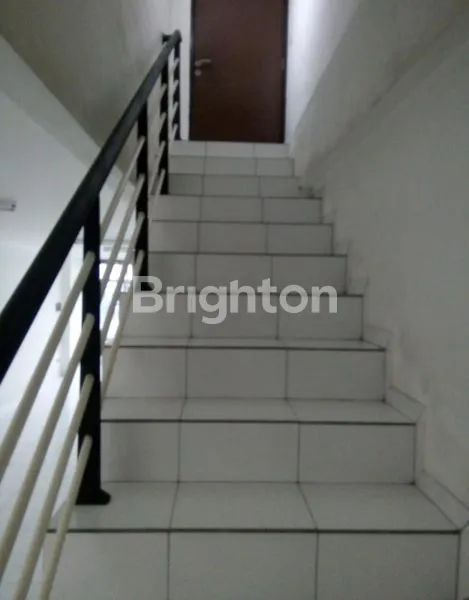 image RUKO STRATEGIS DI DAAN MOGOT, 3 LANTAI SHM (5)